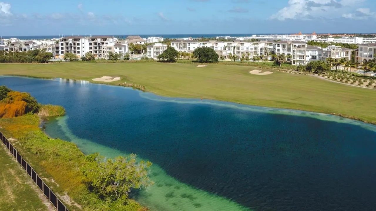 Beautiful Property Across From Hardrock Hotel With Free Casino Private Beach Club And Golf Course We Now Take Google Pay Apple Pay And Paypal Punta Cana Appartement