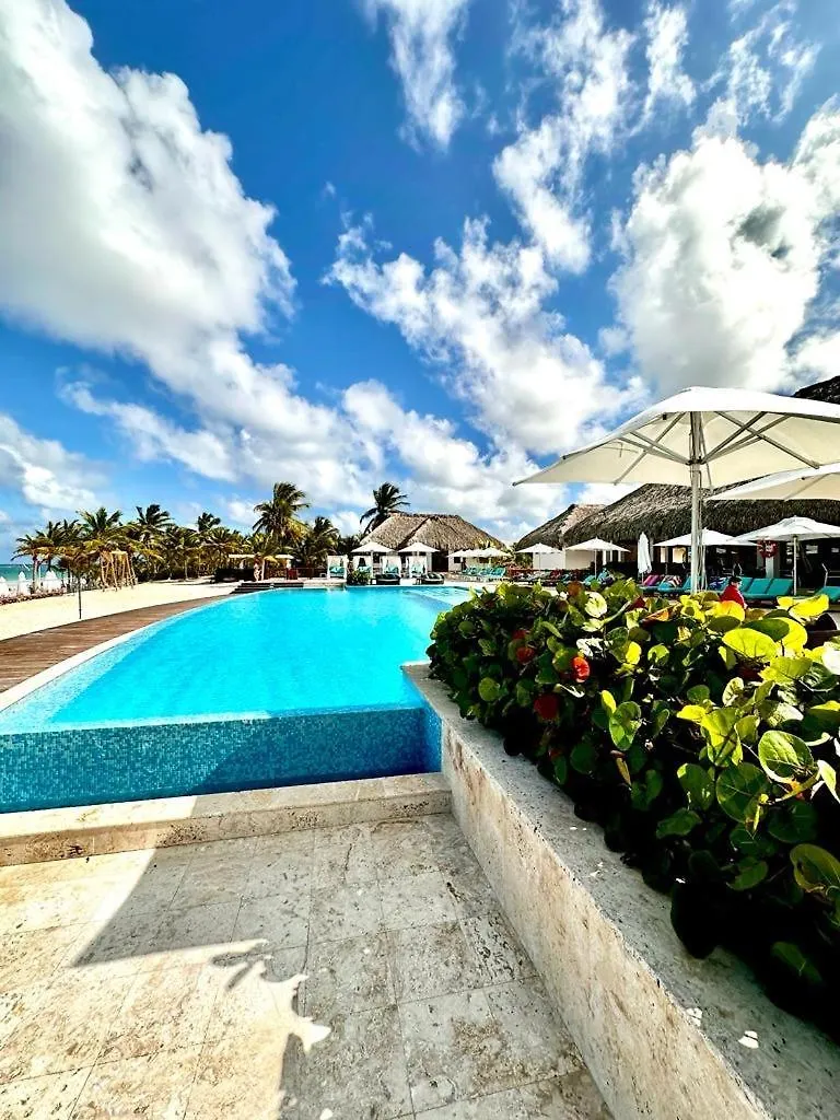 Beautiful Property Across From Hardrock Hotel With Free Casino Private Beach Club And Golf Course We Now Take Google Pay Apple Pay And Paypal Πούντα Κάνα
